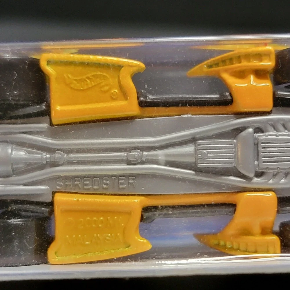 Hot Wheels Shredster 2001 First Editions Collector # 022 Yellow 2 Seat Roadster
